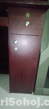 টেবিল কম্পিউটার টেবিল